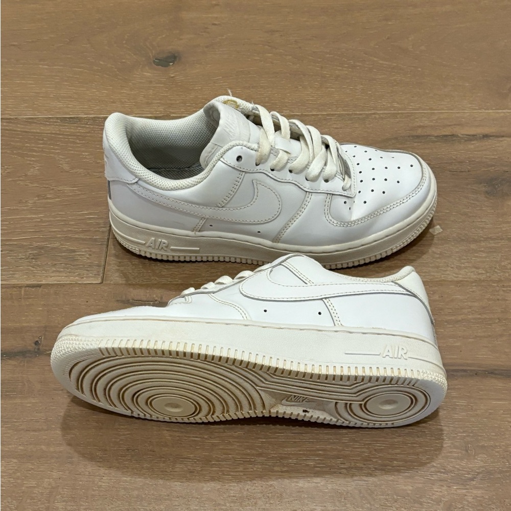 Women’s Nike Air Force 1 Size 6.5
